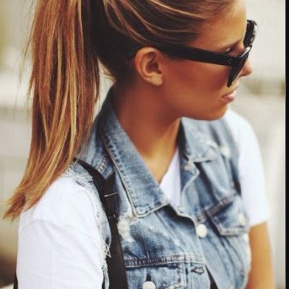 Denim vest - Picture 2 of 9